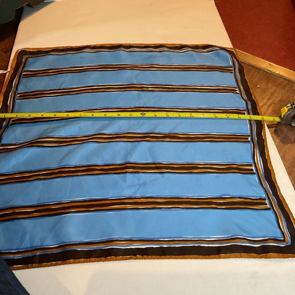 Vera Neumann Rare made in Japan Vintage scarf - Picture 8 of 8